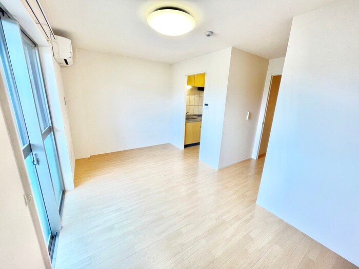 物件内観写真5　(居室)