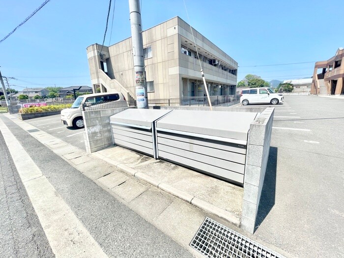 物件外観写真4　(建物設備)