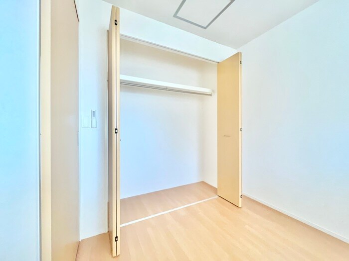 物件内観写真10　(収納)