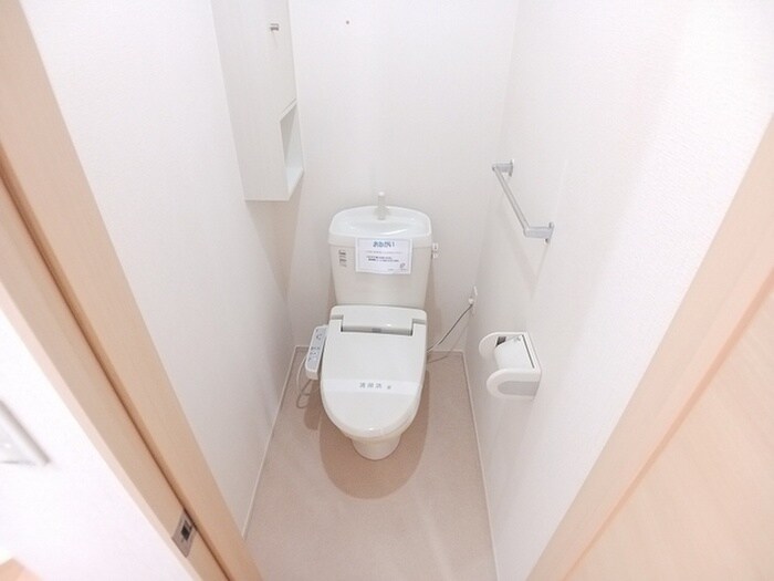 物件内観写真7　(トイレ)