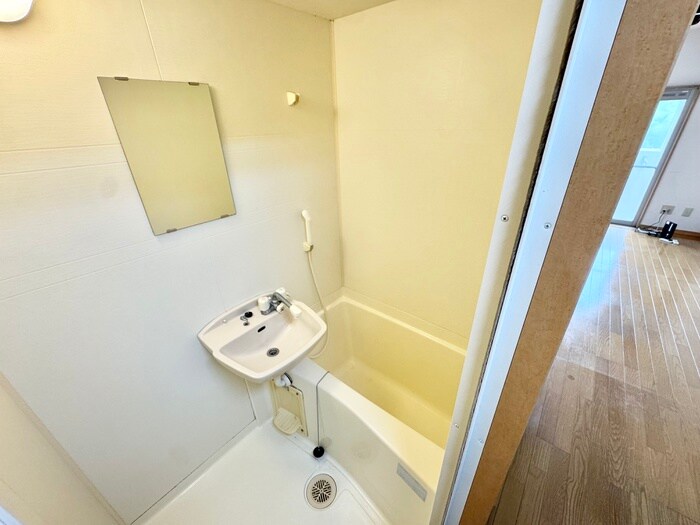 物件内観写真8　(バス／シャワールーム等)