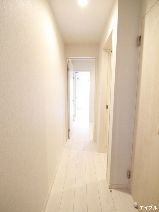 物件内観写真17　(廊下)