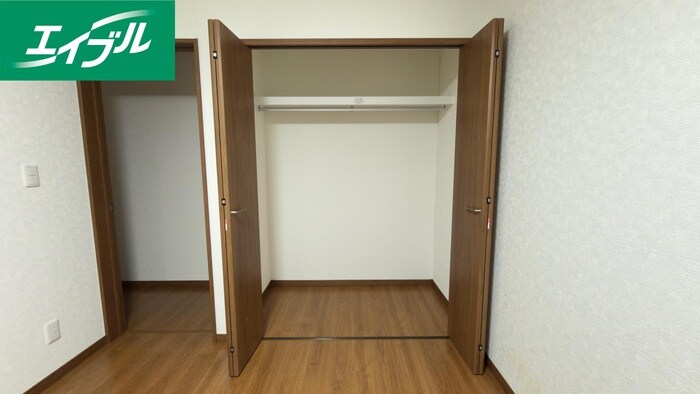 物件内観写真15　(収納)