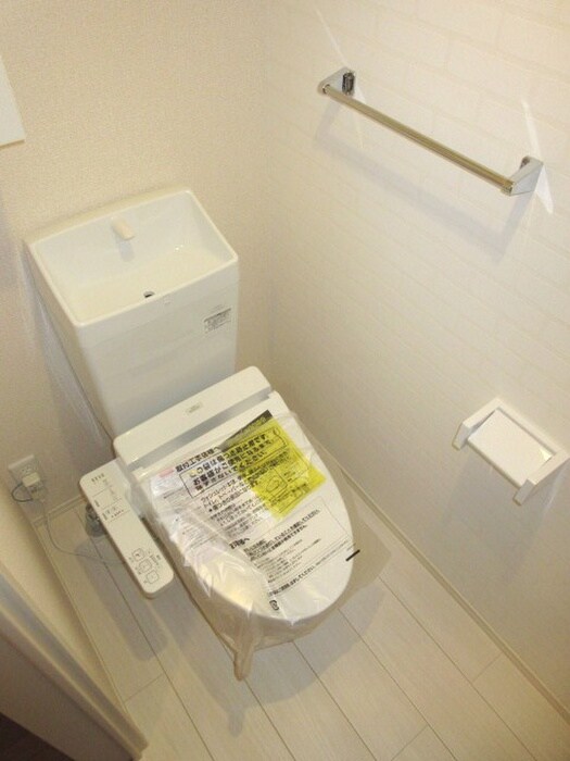 物件内観写真11　(トイレ)