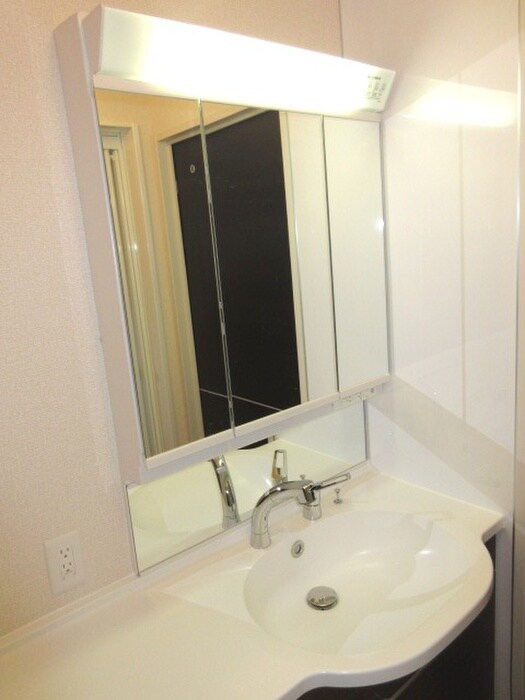 物件内観写真15　(洗面)