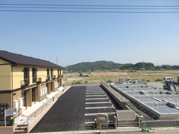 物件内観写真17　(室内からの展望)