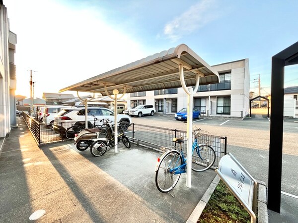 駐輪場