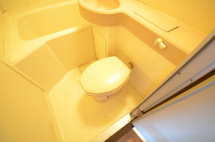 物件内観写真10　(トイレ)