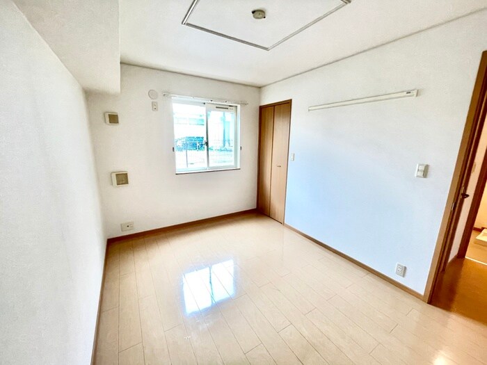 物件内観写真16　(内観写真)