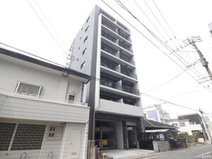 クレセント春日原外観写真