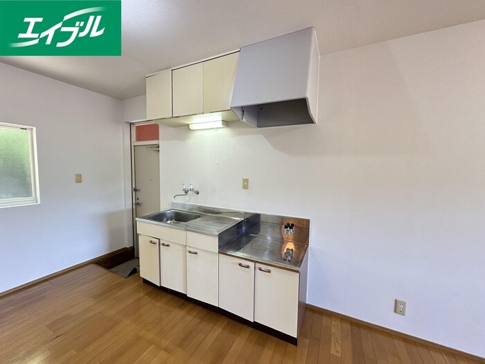 物件内観写真8　(キッチン)