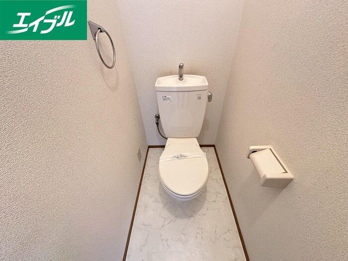 物件内観写真11　(トイレ)