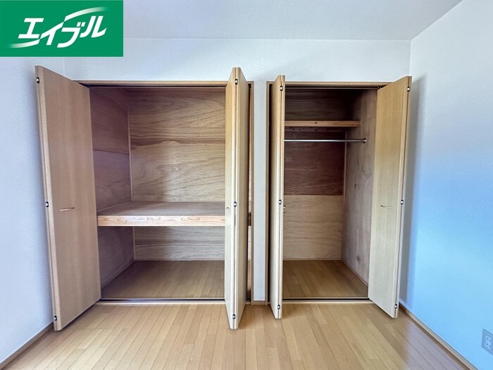 物件内観写真13　(収納)