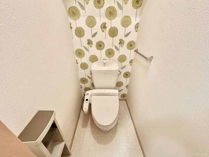 物件内観写真8　(トイレ)