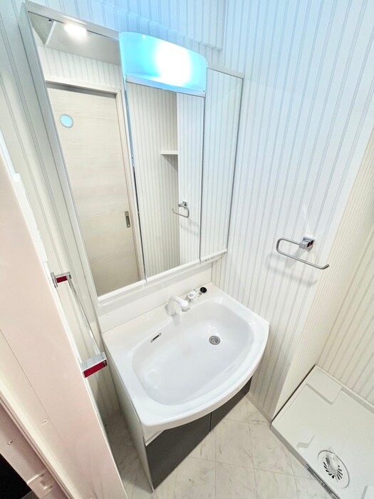 物件内観写真11　(洗面)