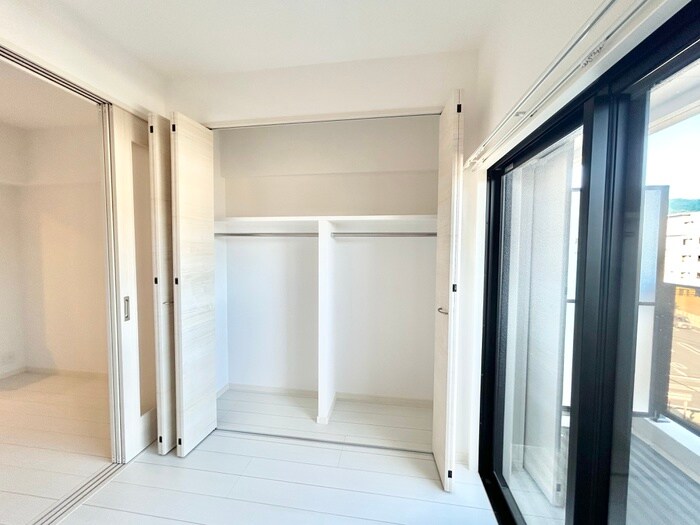 物件内観写真12　(収納)