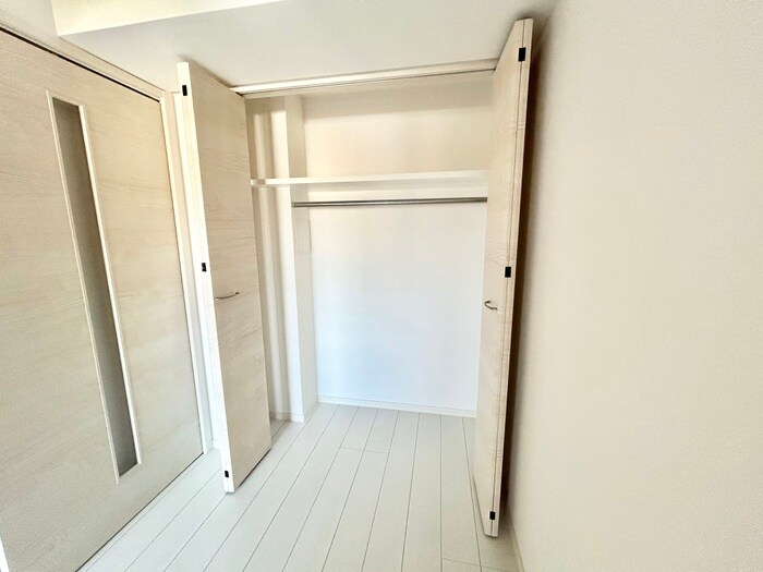 物件内観写真12　(収納)