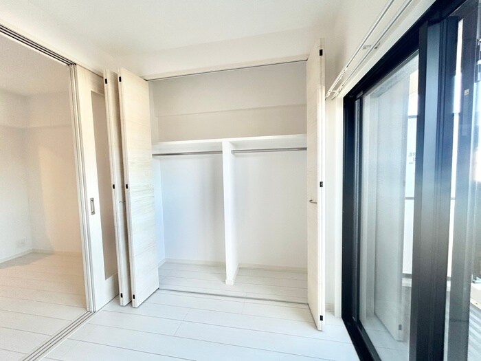 物件内観写真12　(収納)