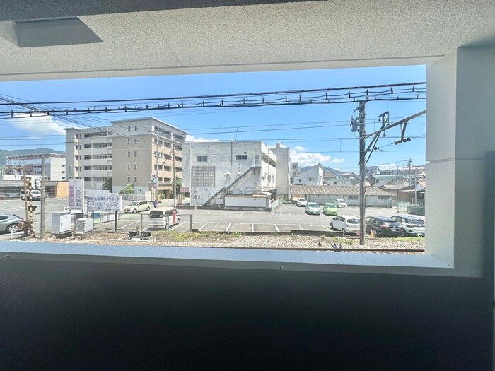 物件内観写真14　(室内からの展望)