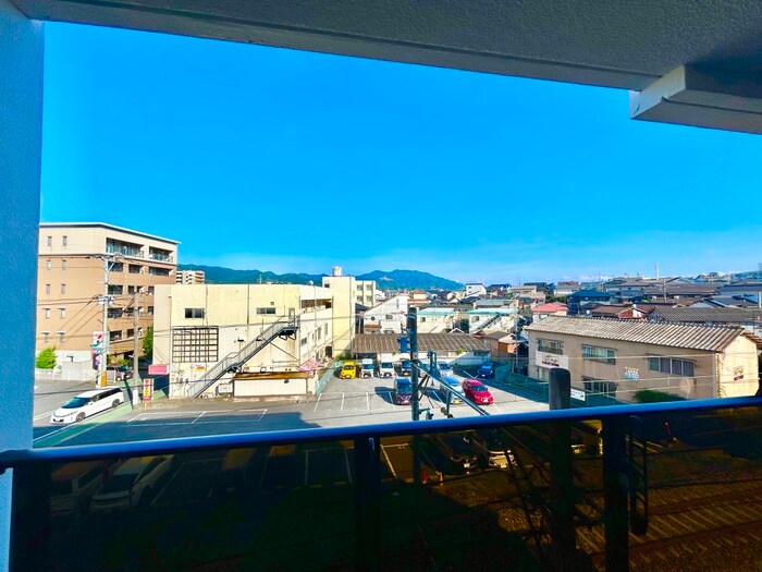 物件内観写真15　(室内からの展望)