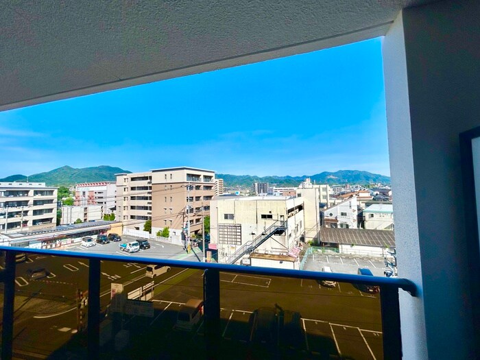 物件内観写真15　(室内からの展望)