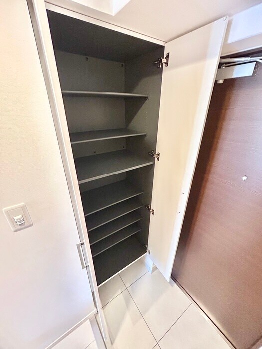 物件内観写真16　(靴箱)