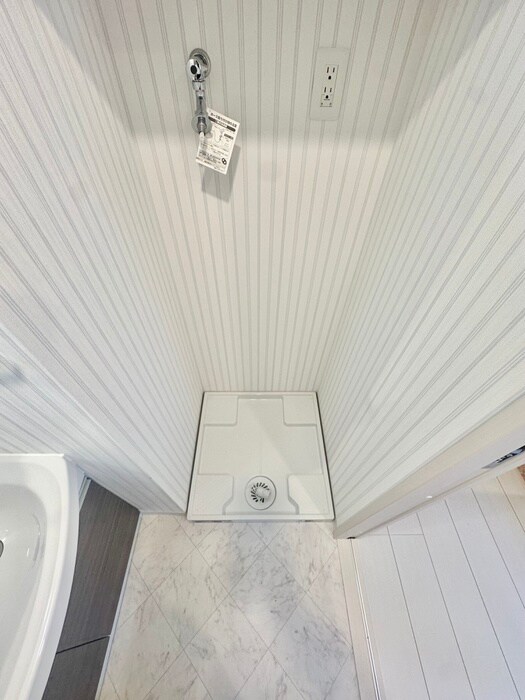 物件内観写真17　(洗濯機置場)