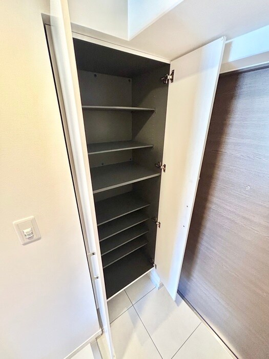 物件内観写真17　(靴箱)