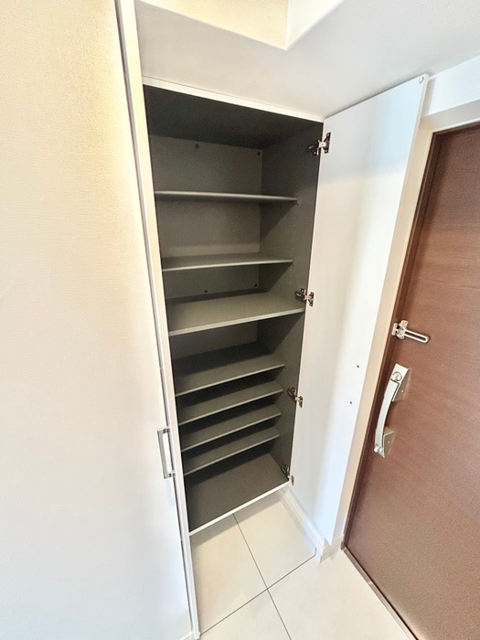 物件内観写真18　(靴箱)