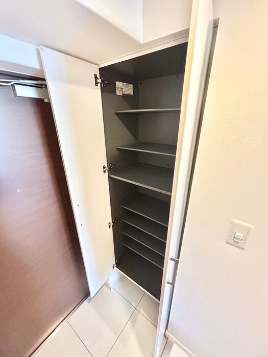 物件内観写真19　(靴箱)