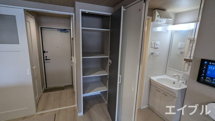 物件内観写真11　(収納)