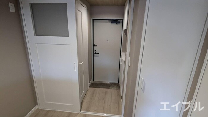 物件内観写真13　(廊下)