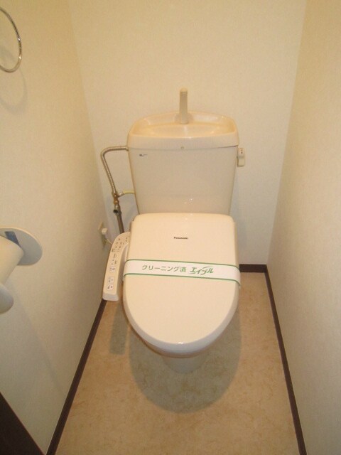 物件内観写真12　(トイレ)