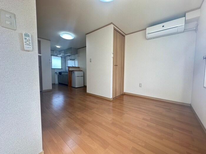 物件内観写真6　(居室)