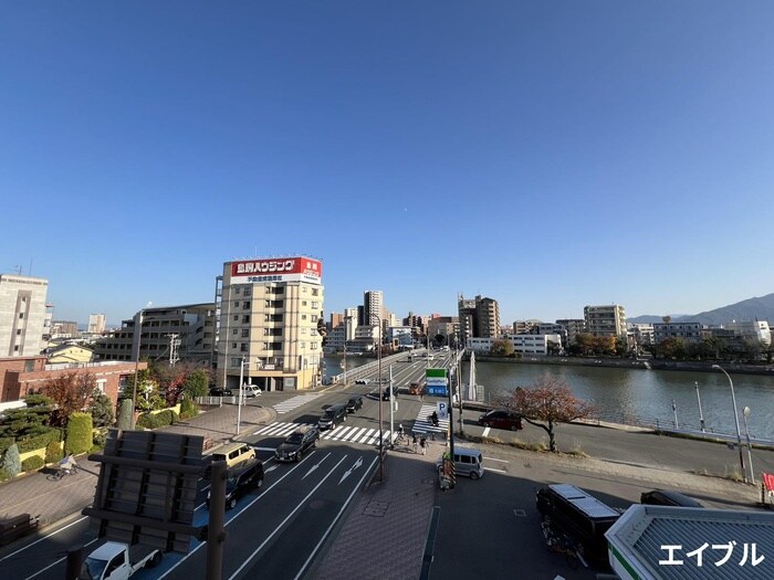 物件内観写真15　(室内からの展望)