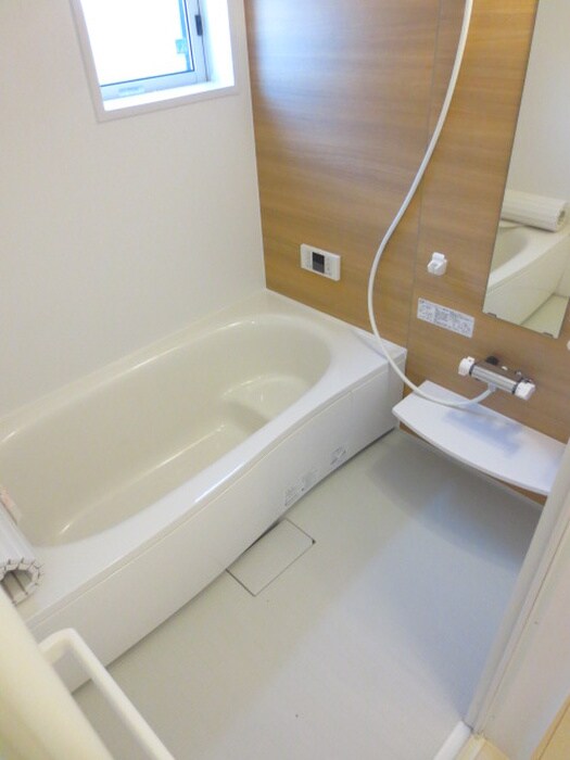 物件内観写真13　(バス／シャワールーム等)