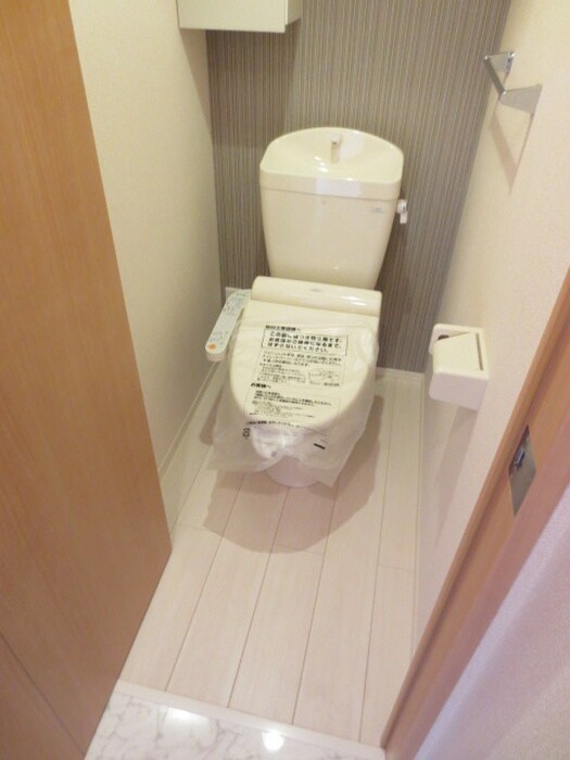 物件内観写真16　(トイレ)