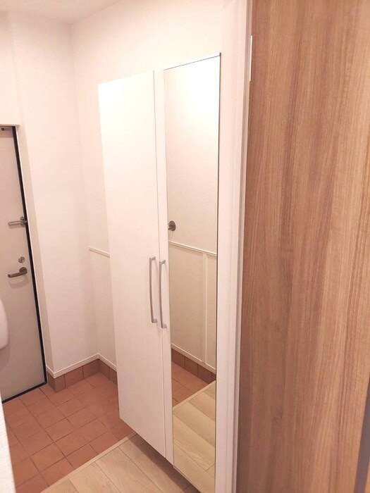 物件内観写真8　(靴箱)