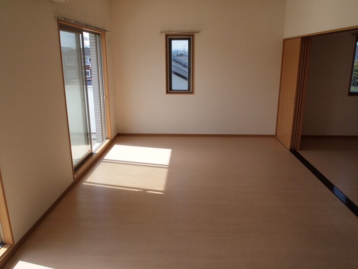 物件内観写真5　(居室)