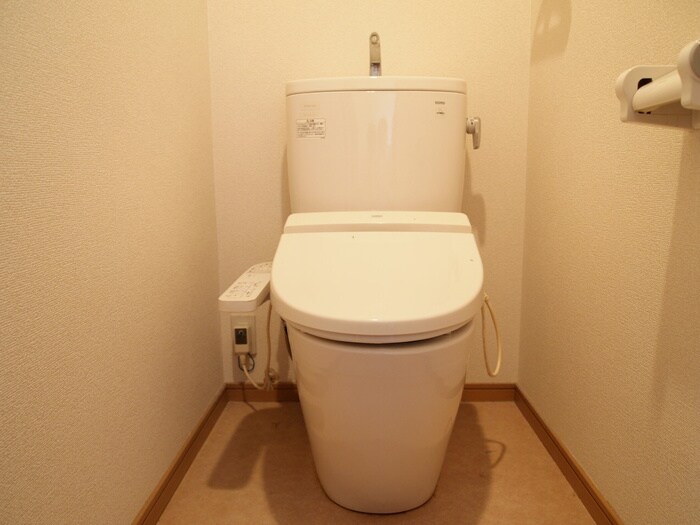 物件内観写真12　(トイレ)