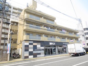 楢崎ビル外観写真