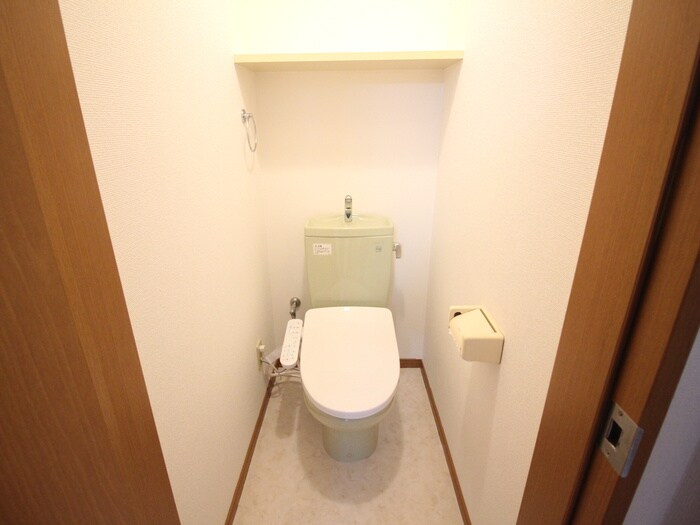 物件内観写真8　(トイレ)