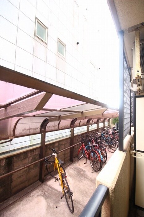 物件内観写真19　(室内からの展望)