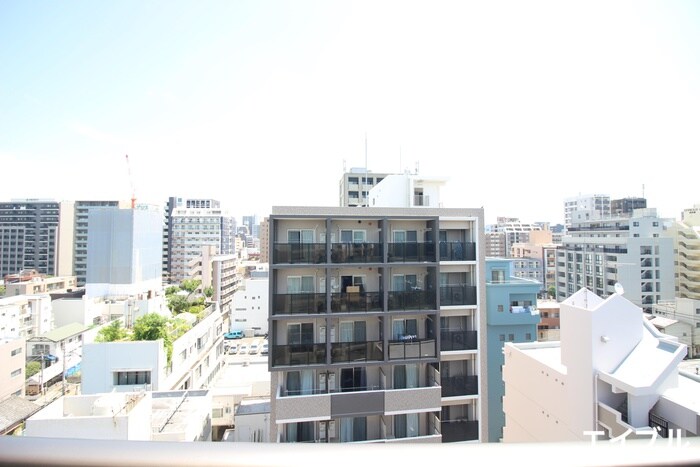 物件内観写真22　(室内からの展望)