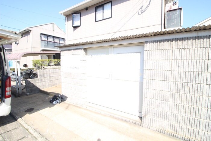 物件外観写真4　(建物設備)