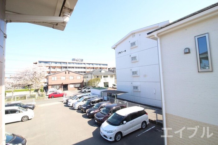 物件内観写真20　(室内からの展望)