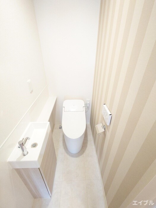 物件内観写真12　(トイレ)