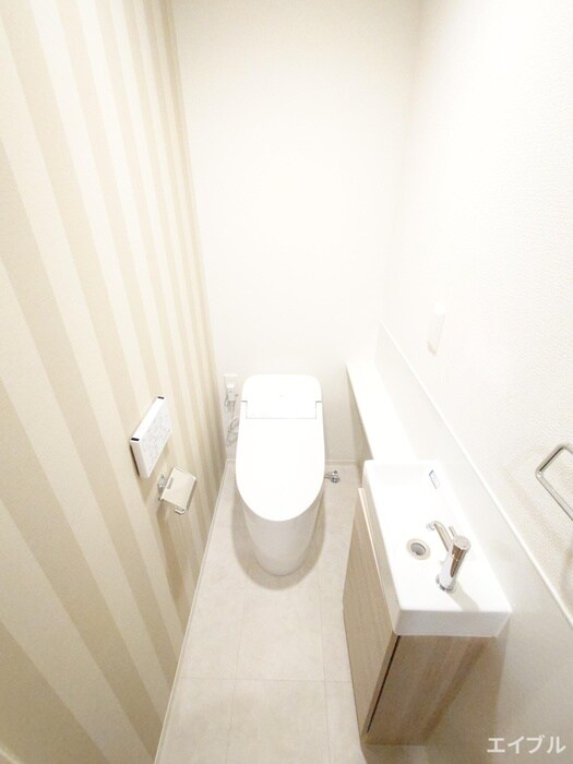 物件内観写真12　(トイレ)