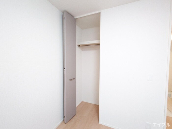 物件内観写真13　(収納)
