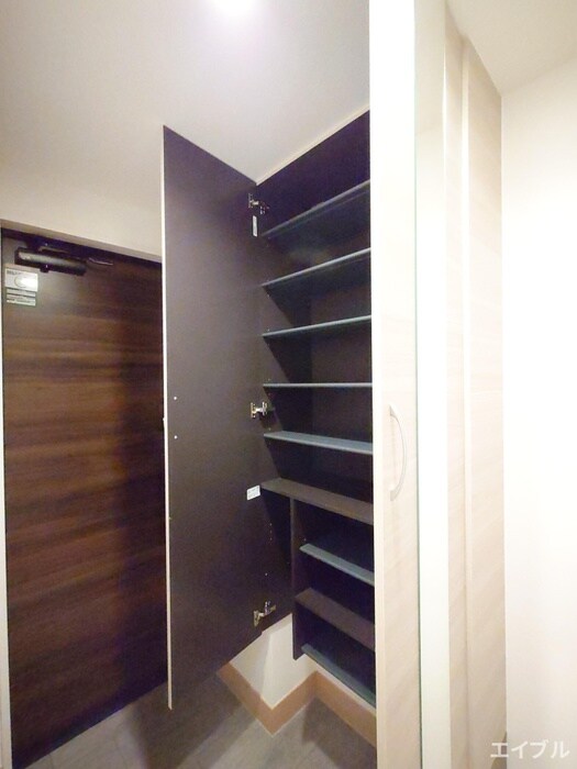 物件内観写真15　(靴箱)